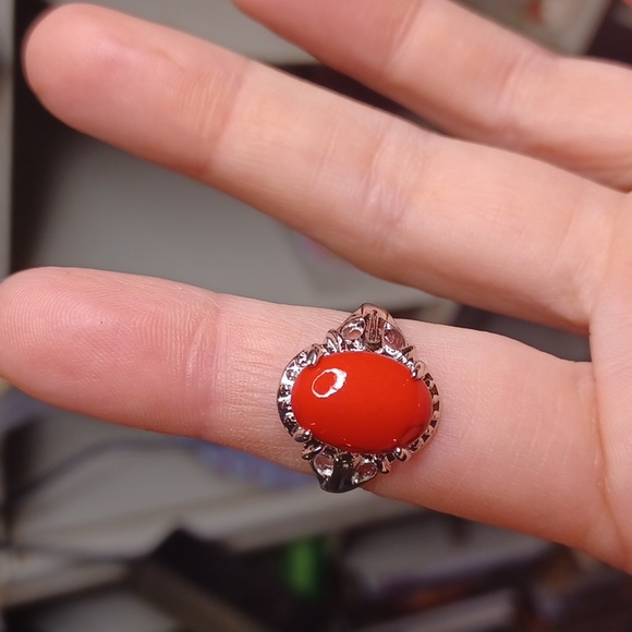 New silver red ring size 7 - Picture 1 of 4